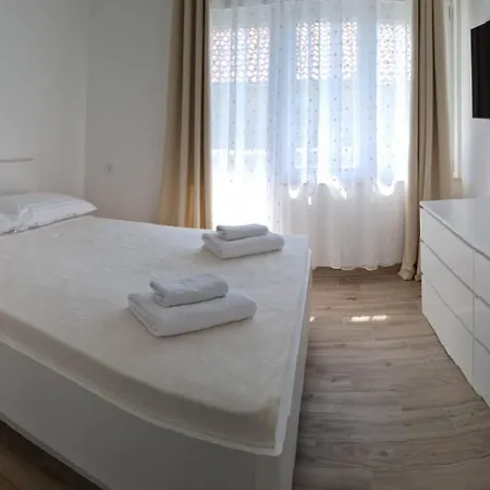 Apartman Brajkovic Apartment